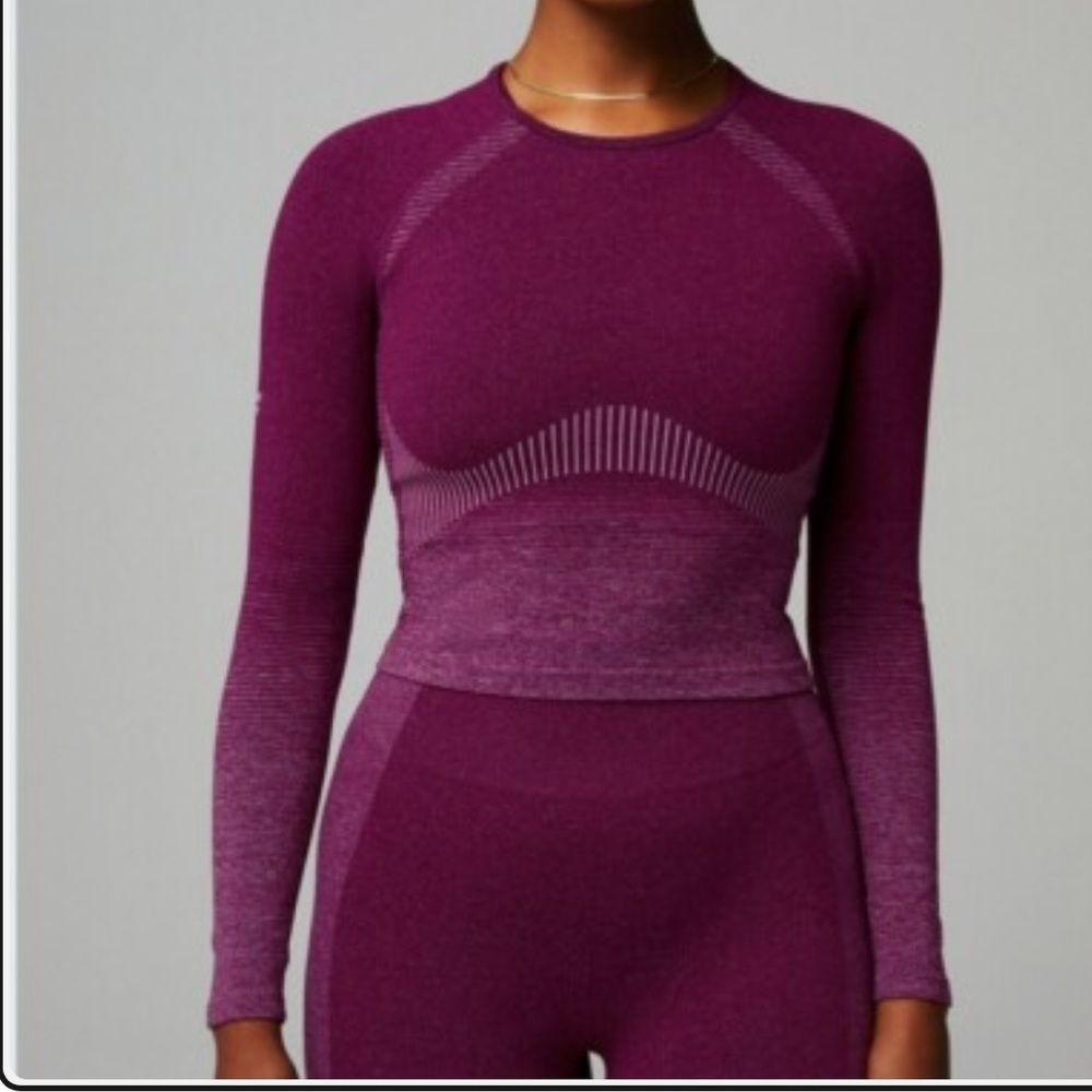 Fabletics Women's top‎